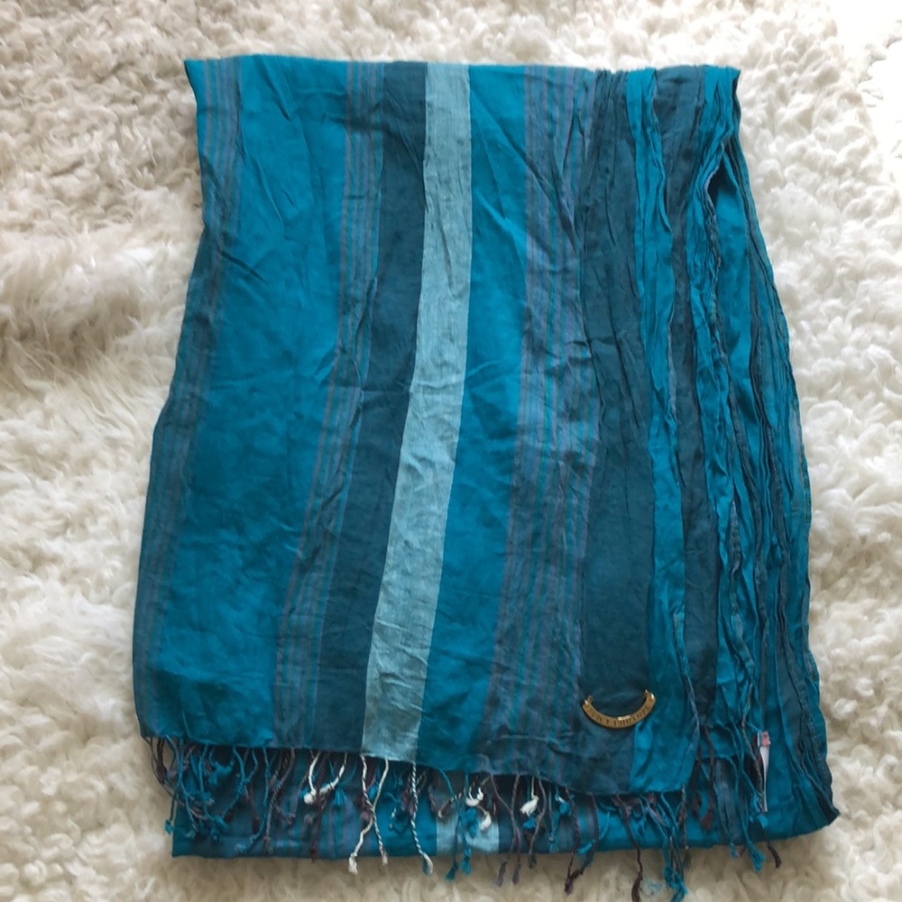 100% Cotton Scarf by Juicy Couture - Picture 6 of 6